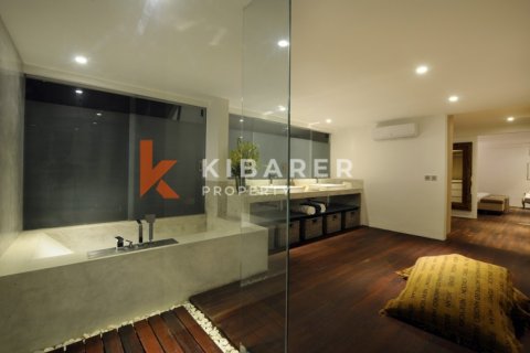 3 bedrooms Villa in Badung, Indonesia No. 12394 14