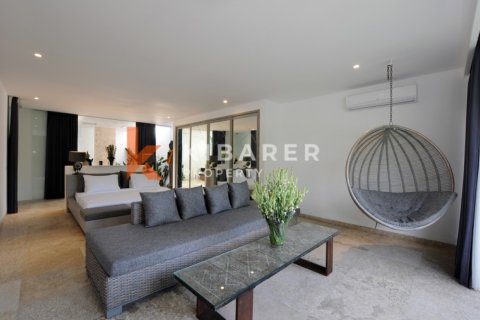 3 bedrooms Villa in Badung, Indonesia No. 12394 2