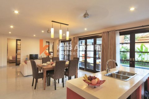 4 bedrooms Villa in Kerobokan, Badung, Indonesia No. 12391 7