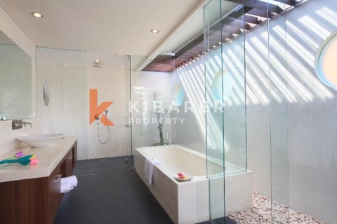 4 bedrooms Villa in Kerobokan, Badung, Indonesia No. 12391 12
