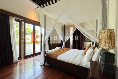 3 bedrooms Villa in Seminyak, Badung, Indonesia No. 13024 16
