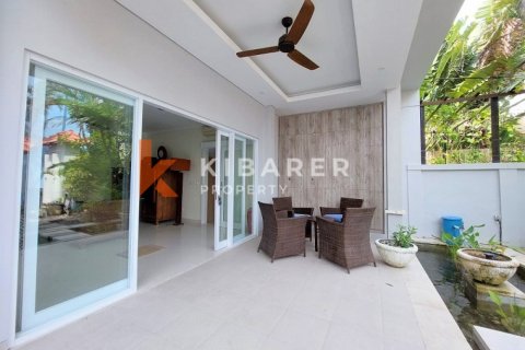 2 bedrooms Villa in Seminyak, Badung, Indonesia No. 13022 8