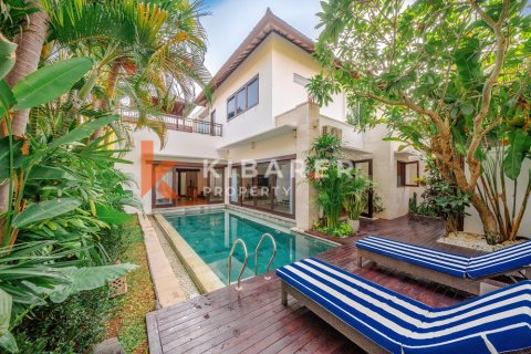 2 bedrooms Villa in Badung, Indonesia No. 13085 2