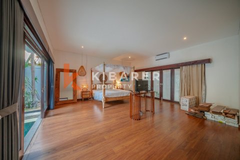 2 bedrooms Villa in Badung, Indonesia No. 13085 9