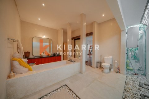 2 bedrooms Villa in Badung, Indonesia No. 13085 12