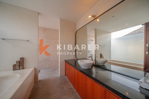2 bedrooms Villa in Badung, Indonesia No. 13085 17