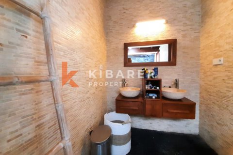 5 bedrooms Villa in Denpasar, Indonesia No. 13089 18