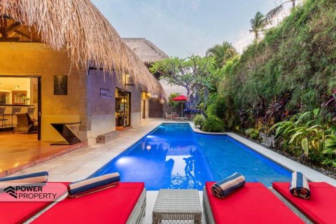 7 bedrooms Villa in Seminyak, Badung, Indonesia No. 9618 6