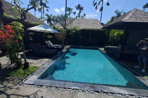 3 bedrooms Villa in Seminyak, Badung,  No. 9054 3