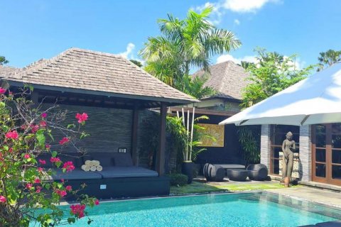 3 bedrooms Villa in Seminyak, Badung,  No. 9054 12