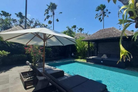 3 bedrooms Villa in Seminyak, Badung,  No. 9054 24
