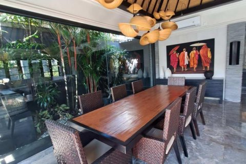 3 bedrooms Villa in Seminyak, Badung,  No. 9054 7