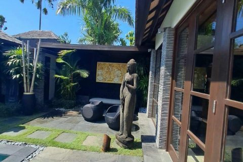 3 bedrooms Villa in Seminyak, Badung,  No. 9054 2