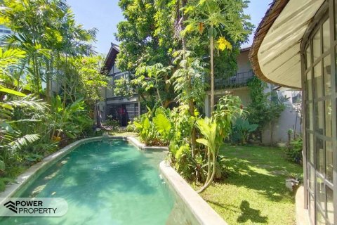4 bedrooms Villa in Kerobokan, Badung,  No. 9053 10