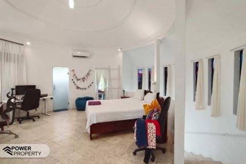 4 bedrooms Villa in Kerobokan, Badung,  No. 9053 9