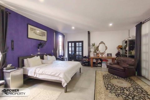 4 bedrooms Villa in Kerobokan, Badung,  No. 9053 1