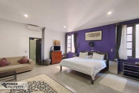 4 bedrooms Villa in Kerobokan, Badung,  No. 9053 4