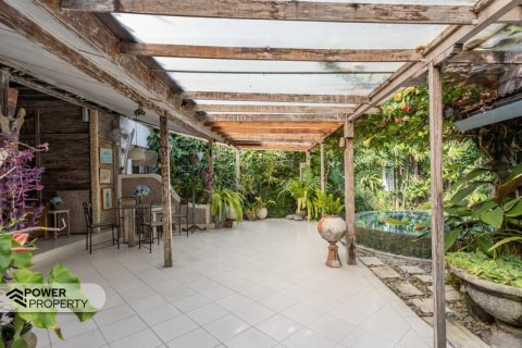 2 bedrooms Villa in Seminyak, Badung, No. 8944 24