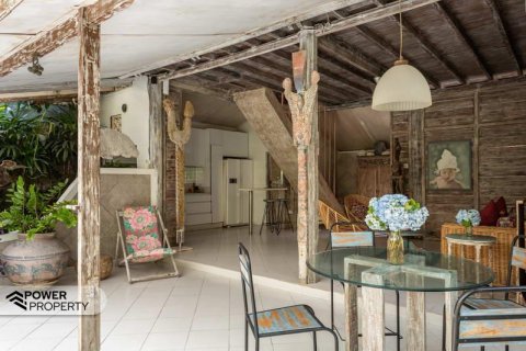 2 bedrooms Villa in Seminyak, Badung, No. 8944 22