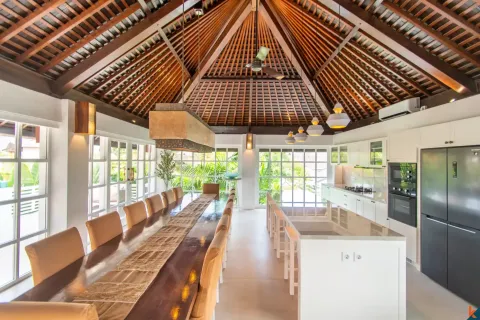 Вилла с 5 спальнями в Seminyak, Бадунг, Индонезия № 10135 4