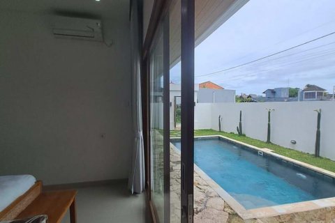 Вилла с 2 спальнями в Kerobokan, Бадунг,  № 9592 7