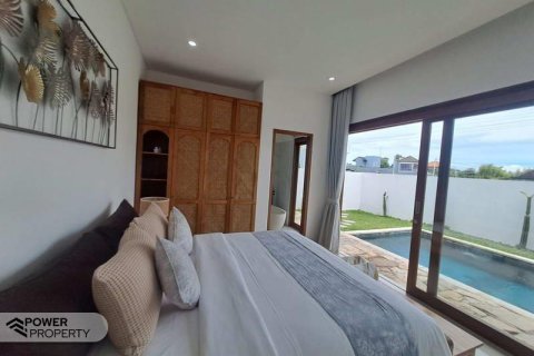 Вилла с 2 спальнями в Kerobokan, Бадунг,  № 9592 10