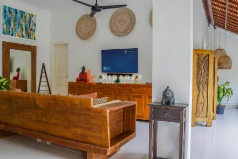 3 bedrooms Villa in Kerobokan, Badung, Indonesia No. 12433 3