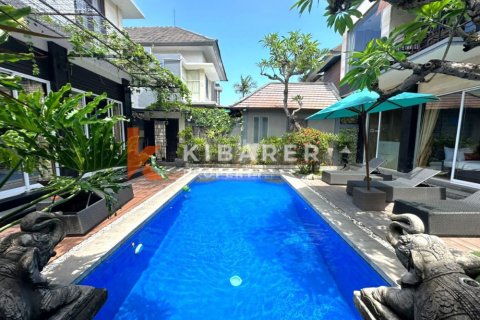 4 bedrooms Villa in Seminyak, Badung, Indonesia No. 12427 17