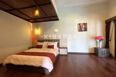 4 bedrooms Villa in Seminyak, Badung, Indonesia No. 12427 14
