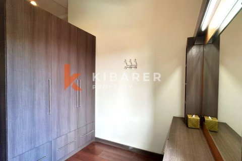 4 bedrooms Villa in Seminyak, Badung, Indonesia No. 12427 24