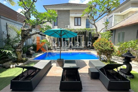 4 bedrooms Villa in Seminyak, Badung, Indonesia No. 12427