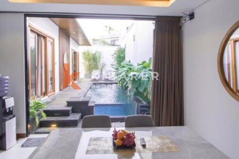 2 bedrooms Villa in Canggu, Badung, Indonesia No. 12429 2