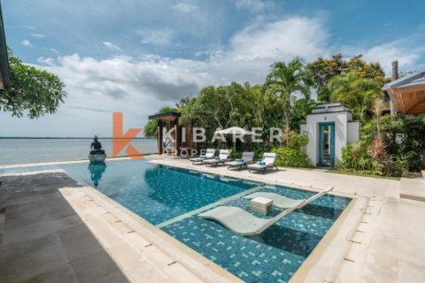 4 bedrooms Villa in Kuta, Badung, Indonesia No. 12432 2