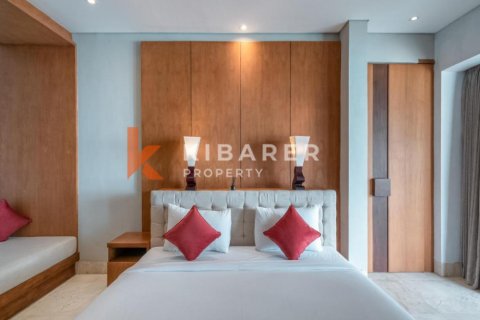 4 bedrooms Villa in Kuta, Badung, Indonesia No. 12432 9