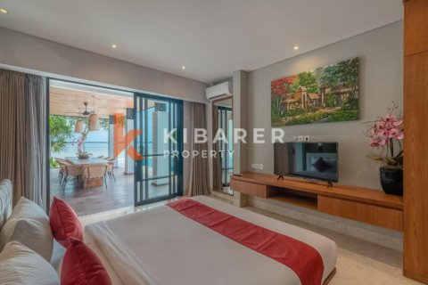 4 bedrooms Villa in Kuta, Badung, Indonesia No. 12432 14
