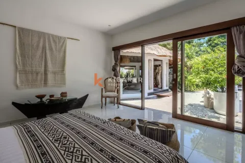 4 bedrooms Villa in Badung, Indonesia No. 12031 14