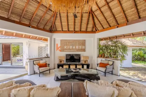 4 bedrooms Villa in Badung, Indonesia No. 12031 5