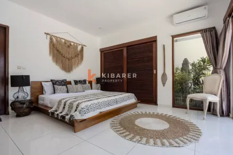 4 bedrooms Villa in Badung, Indonesia No. 12031 16