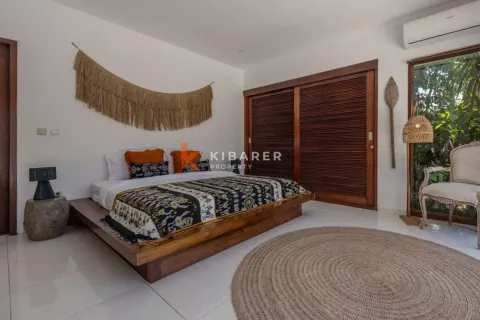 4 bedrooms Villa in Badung, Indonesia No. 12031 13