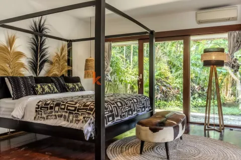 4 bedrooms Villa in Badung, Indonesia No. 12031 9