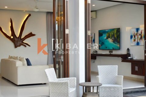 3 bedrooms Villa in Ungasan, Badung, Indonesia No. 12943 4
