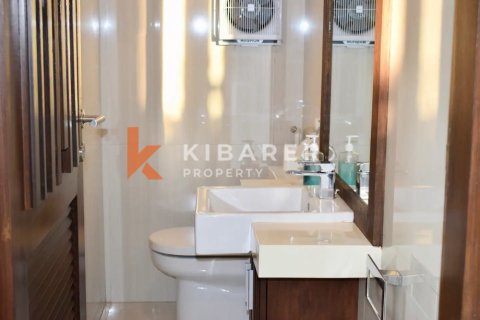 3 bedrooms Villa in Ungasan, Badung, Indonesia No. 12943 26