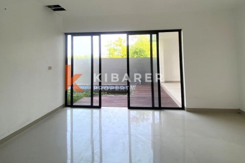 2 bedrooms Villa in Tabanan, Indonesia No. 12945 6
