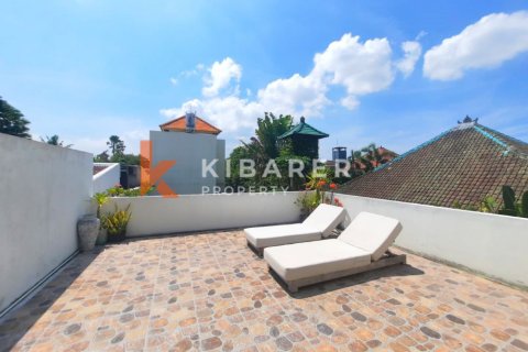 2 bedrooms Villa in Seminyak, Badung, Indonesia No. 12946 11