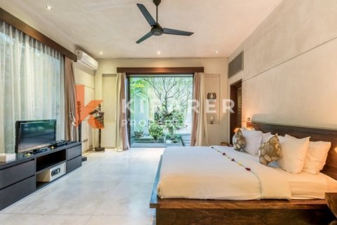 5 bedrooms Villa in Badung, Indonesia No. 12944 13