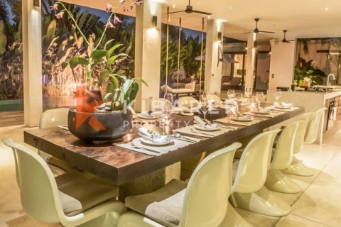 5 bedrooms Villa in Badung, Indonesia No. 12944 5