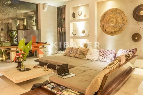 5 bedrooms Villa in Badung, Indonesia No. 12944 4