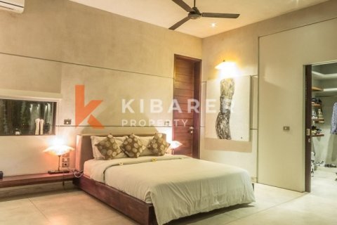 5 bedrooms Villa in Badung, Indonesia No. 12944 15