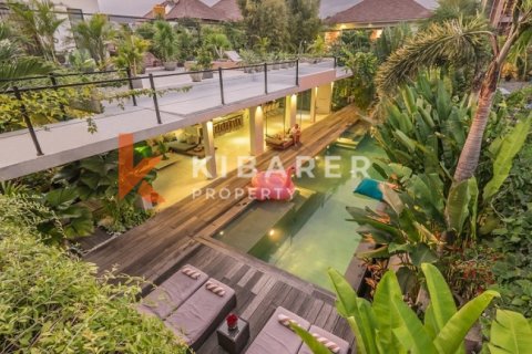 5 bedrooms Villa in Badung, Indonesia No. 12944