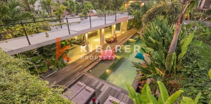 5 bedrooms Villa in Badung, Indonesia No. 12944
